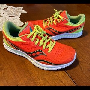 Saucony kinvara 11 bright orange